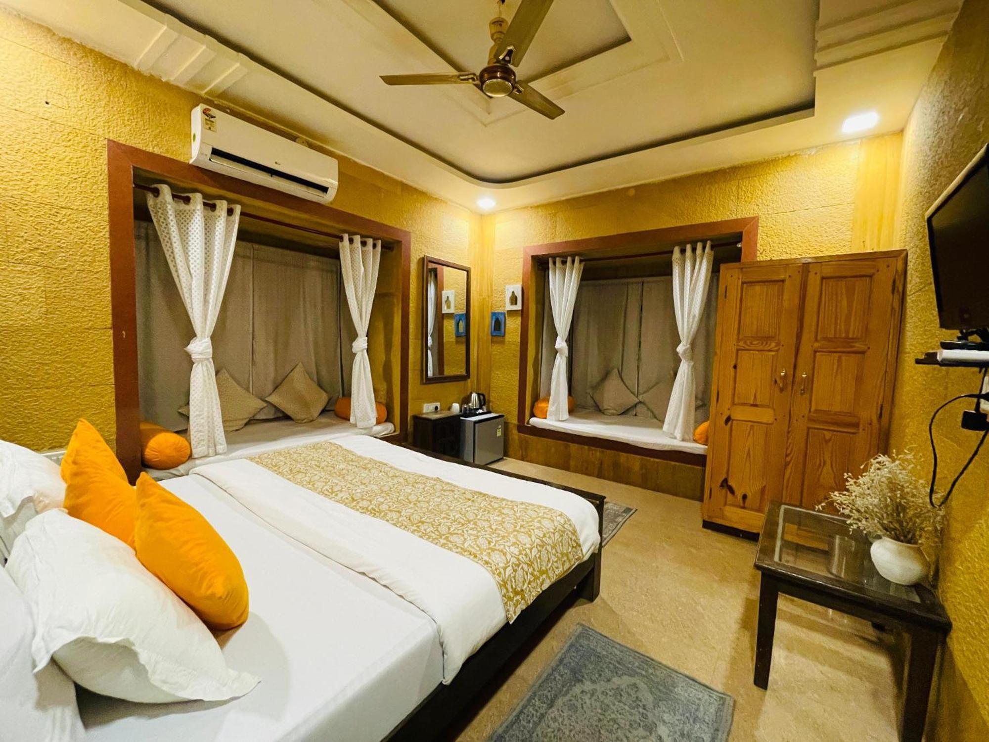 Hotel Meerana Jaisalmer Eksteriør bilde