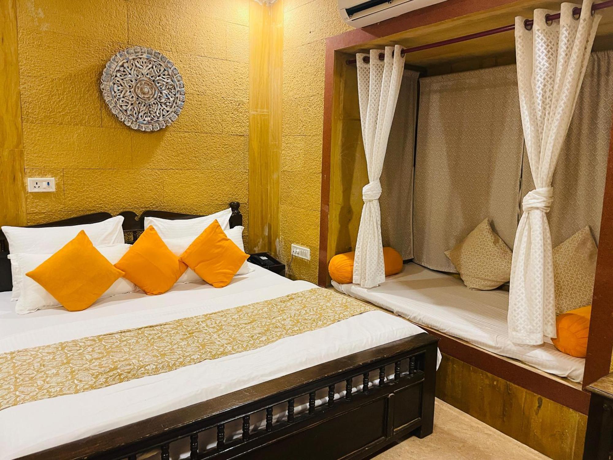 Hotel Meerana Jaisalmer Eksteriør bilde